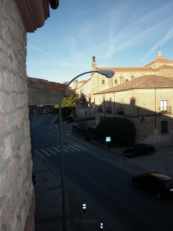 Hostal Meson Castilla Siguenza Exteriör bild